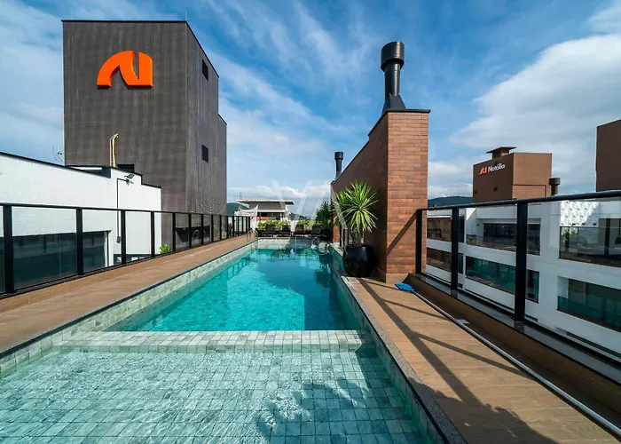 201- Apart Com Vista Ao Mar E Piscina Em Bombas Bombinhas
